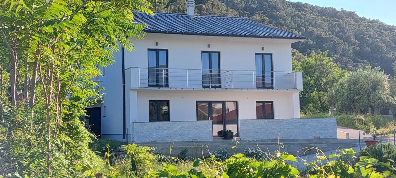Holiday Apartments Cecilija Supetarska Draga Eksteriør billede