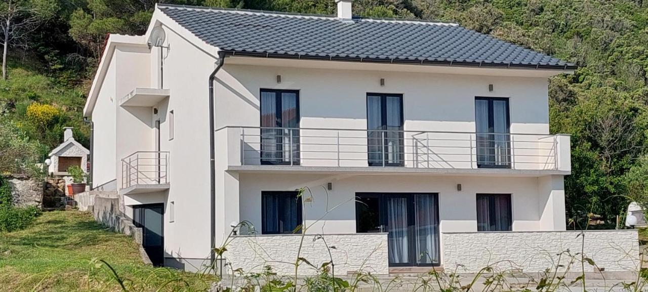 Holiday Apartments Cecilija Supetarska Draga Eksteriør billede